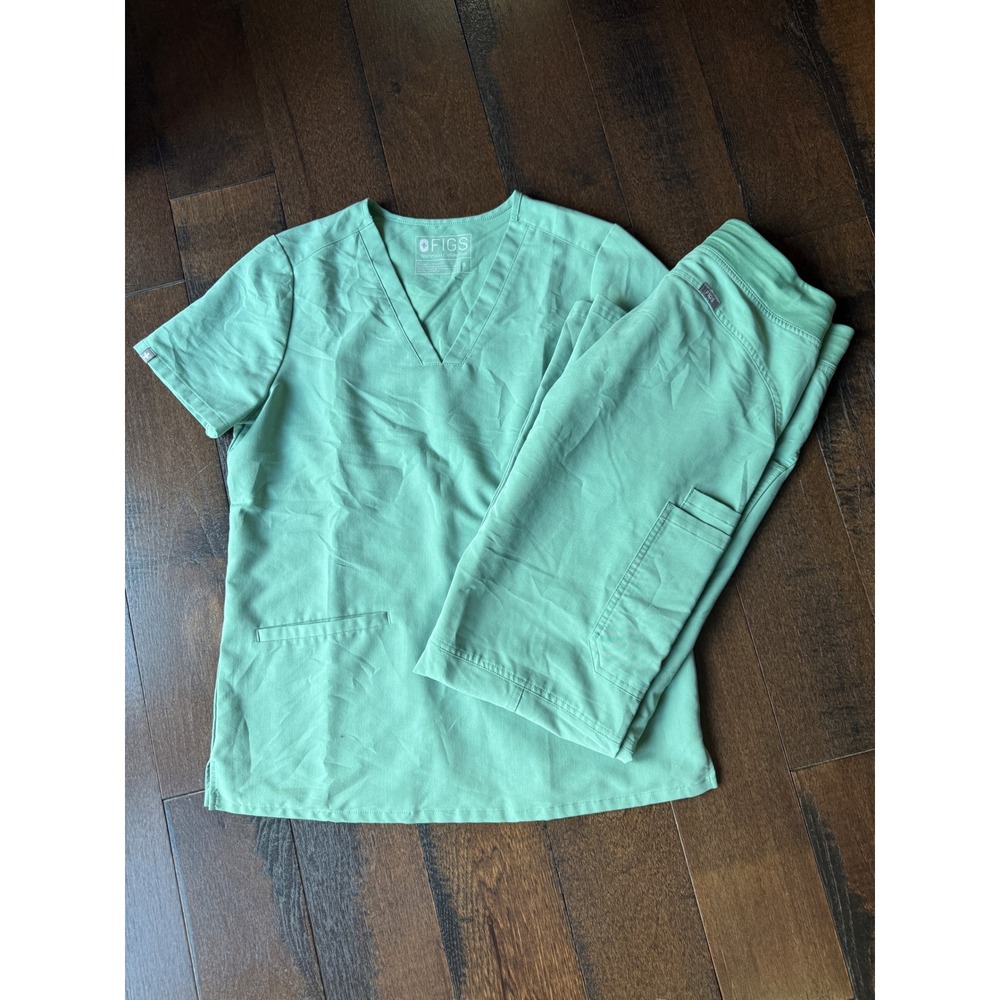 FIGS Scrub Set Small Green Technical Collection V-Neck Cargo Pants nursing